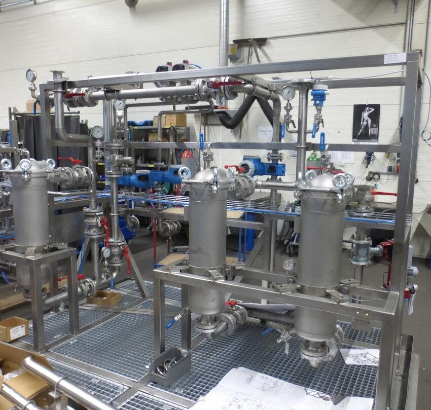 Skid-Mounted Stainless Steel Pipeline